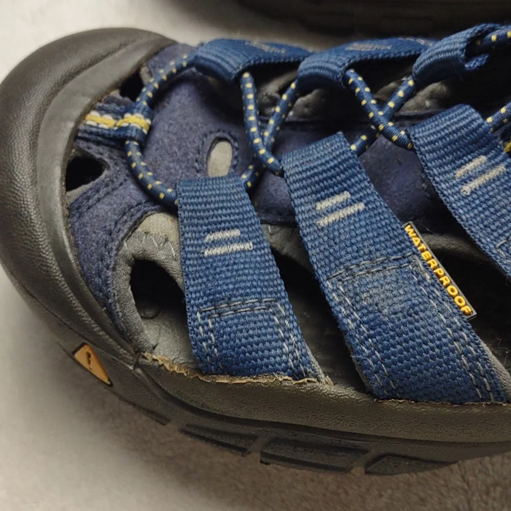 Keen Newport H2 Sandals Blue Yellow Youth Size 6